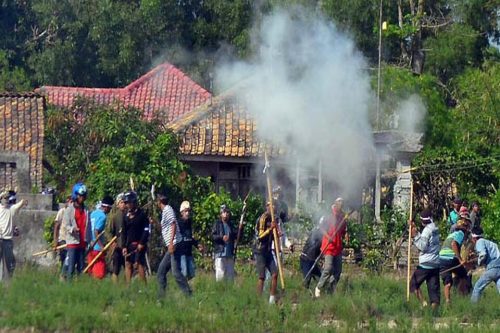 Ringkasan Konflik Sosial Lampung Dan Bali Penyebab Dan Penyelesaiannya