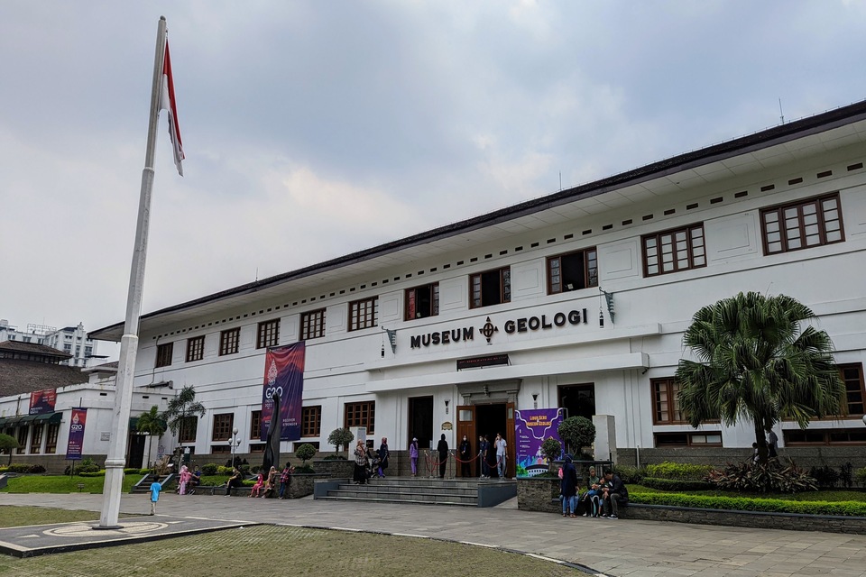 Wisata Dekat Villa Air Bandung