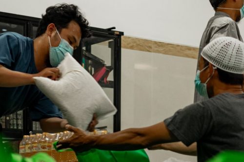 Contoh Ceramah Singkat Tentang Indahnya Berbagi Sedekah yang Menarik