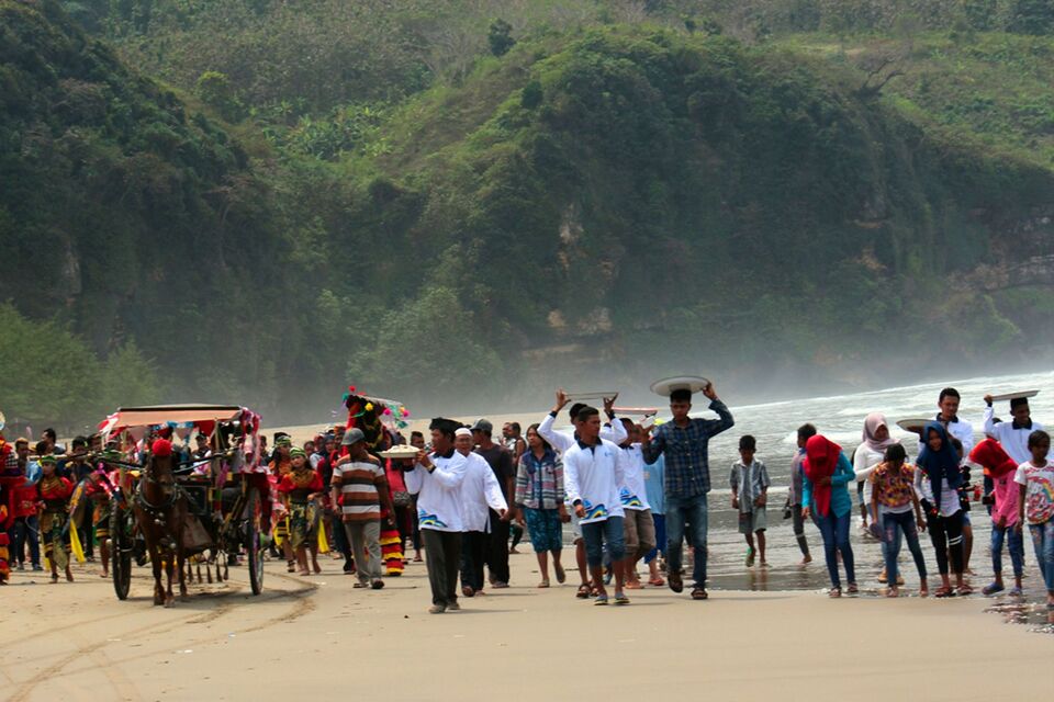 8 Contoh Kearifan Lokal yang Ada Di Jawa Timur Dan Penjelasannya