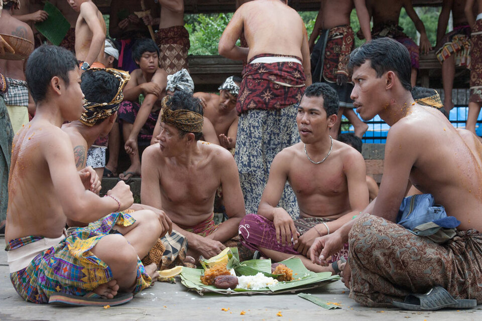 9 Contoh Kearifan Lokal Masyarakat Bali Beserta Keterangannya