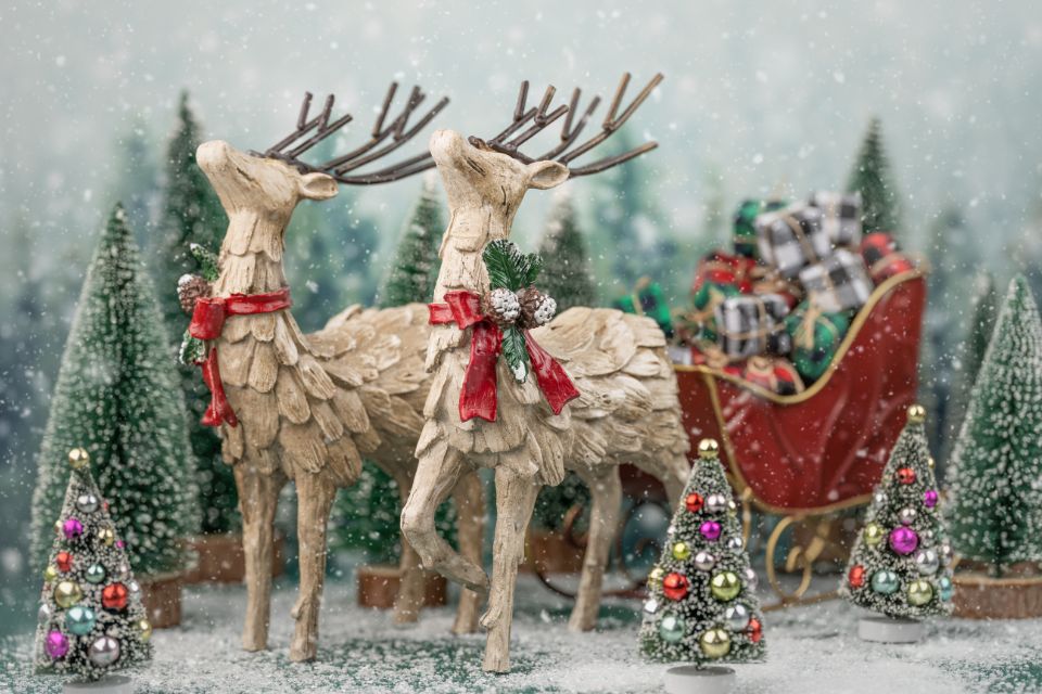 10 Inspirasi Dekorasi Hiasan Natal Kreatif untuk Rumah Makin Cantik