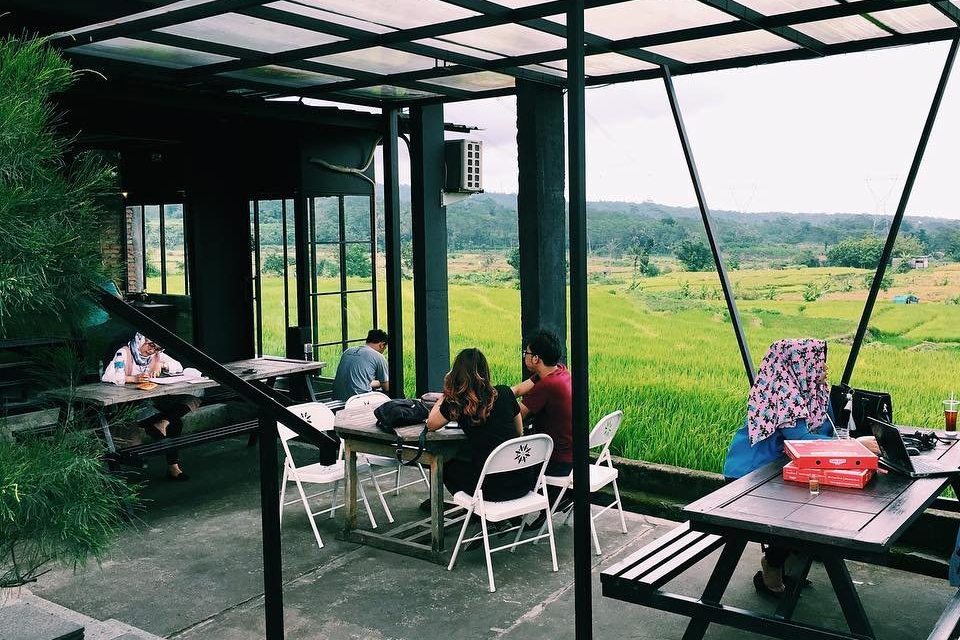 21+ Tempat Nongkrong di Semarang dengan View Bagus Instagramable