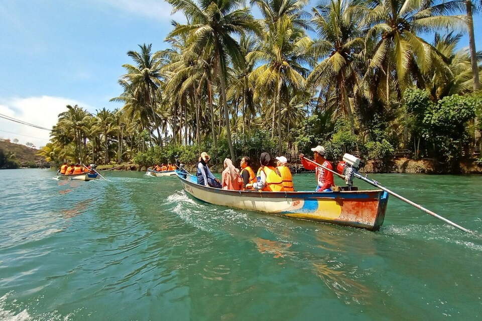 15 Tempat Wisata Indonesia Yang Serasa di Luar Negeri
