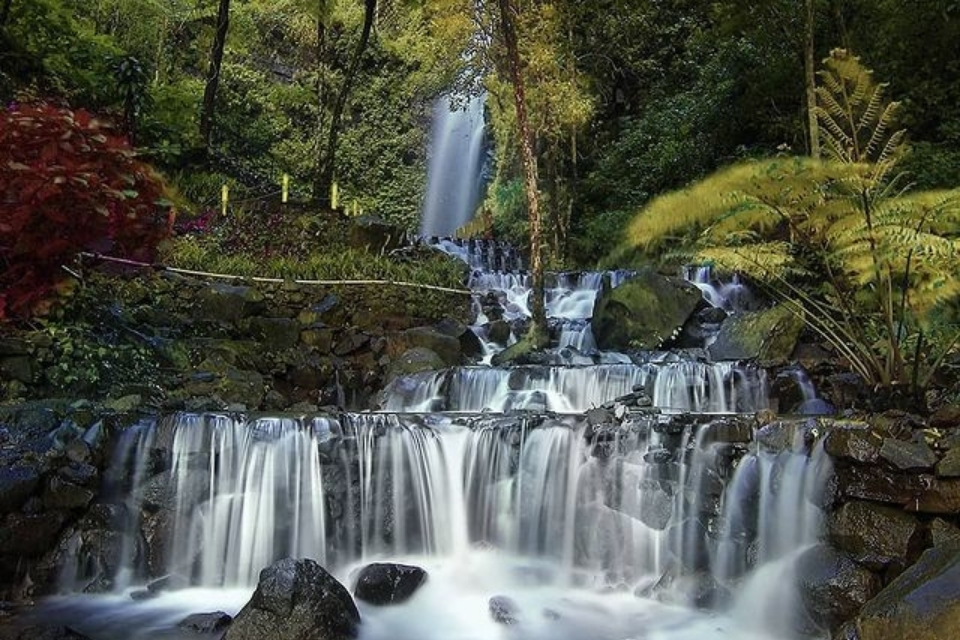 10 Tempat Wisata Trawas Mojokerto Dan Sekitarnya Yang Sedang Hits