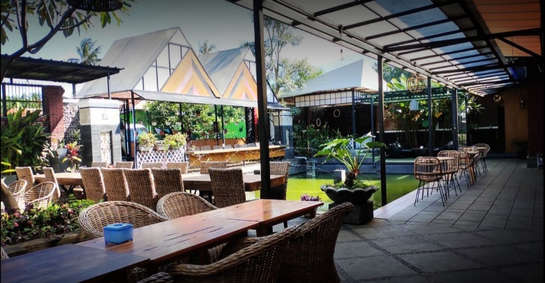 QQ Café and Resto