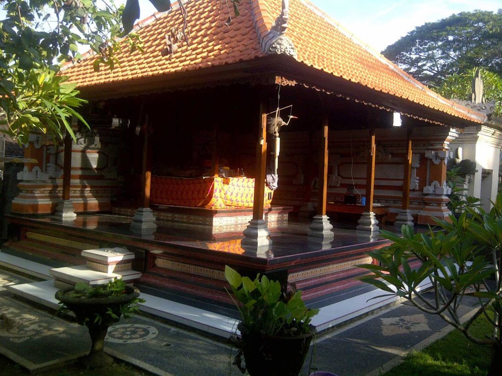 Rumah Adat Bali “Bale Gede”
