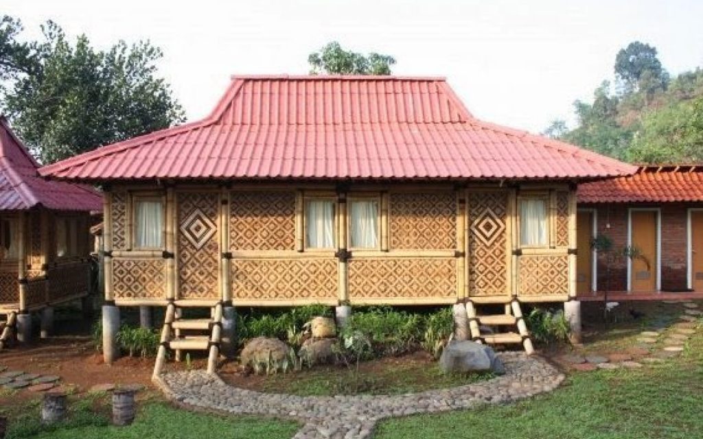Rumah Adat Jawa Barat “Sunda”