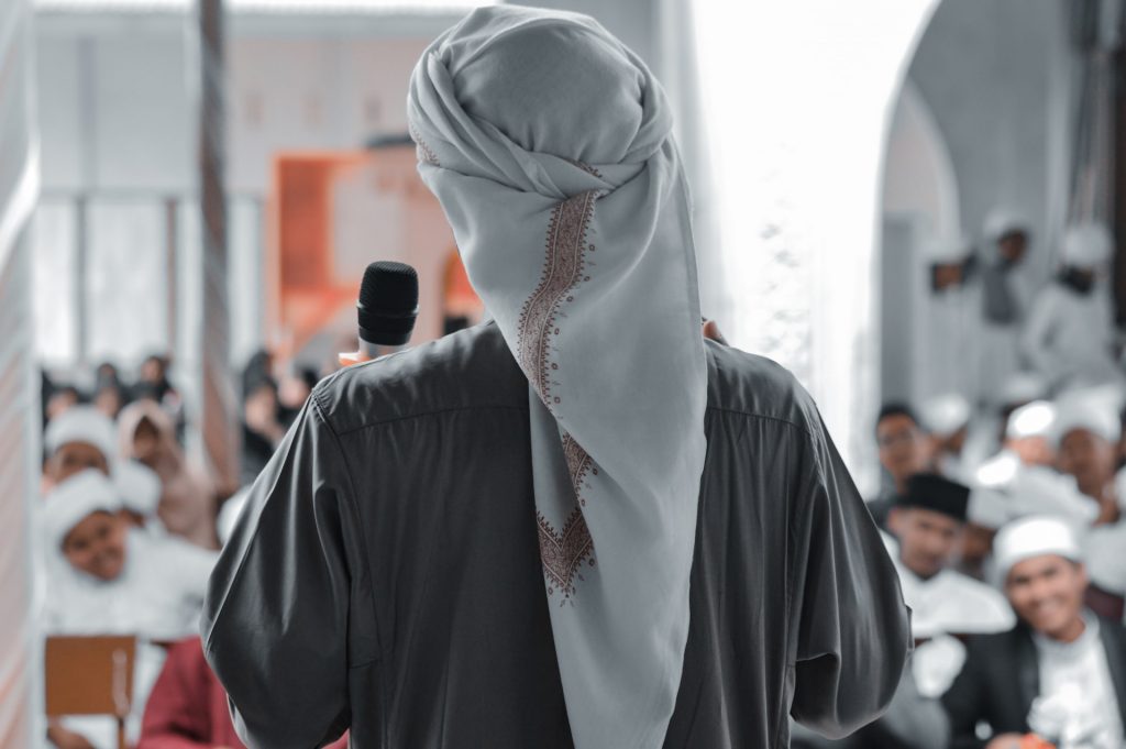 Contoh Judul Ceramah Ramadhan yang Menarik Agar Pendengar Tidak Bosan