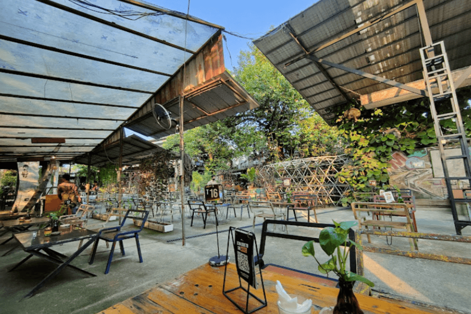 9 Tempat Nongkrong di Bekasi yang Instagramable, Aesthetic, dan Live Music