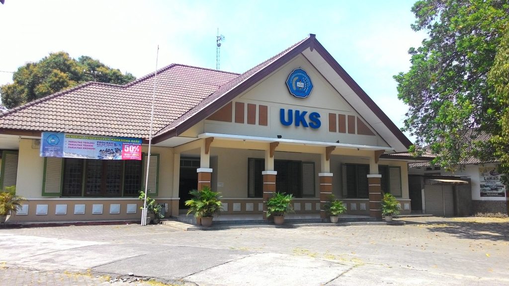 4.  Universitas Kristen Surakarta (UKS)