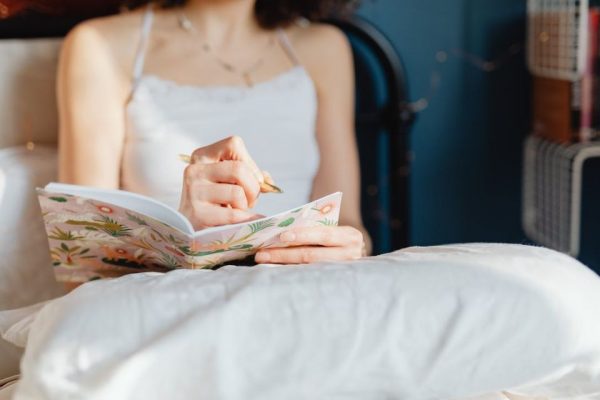 Contoh Teks Cerita Sejarah Pribadi Singkat beserta Struktur dan Cara