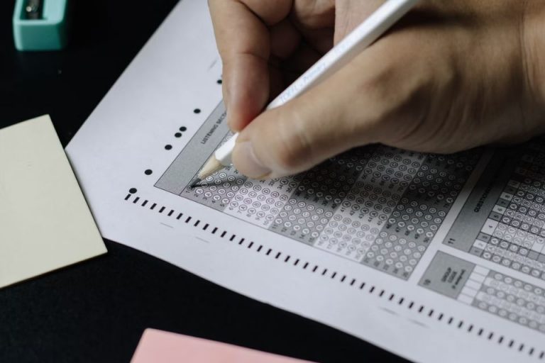 20 Contoh Soal Puisi Rakyat beserta Jawabannya, Pilihan Ganda dan Essay