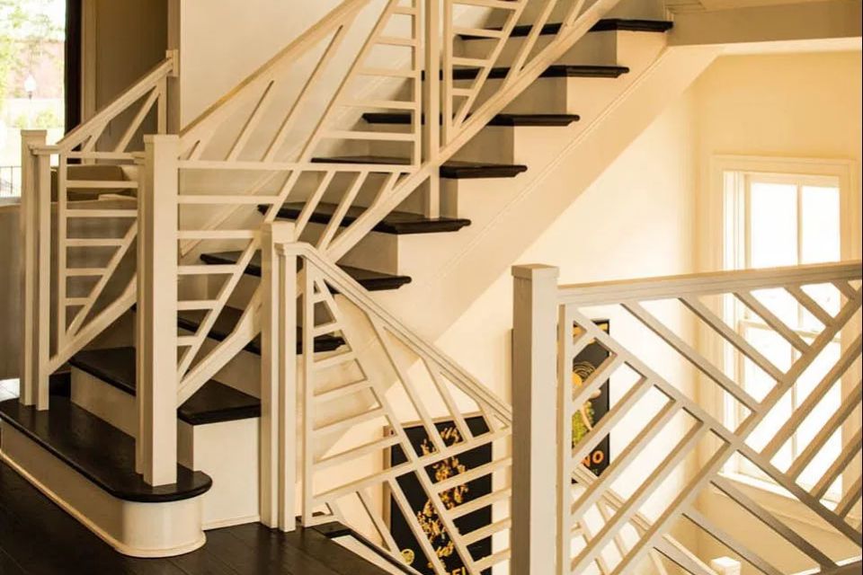 Inspirasi Model Railing Tangga Minimalis dari Bahan Kayu, Besi, Stainless dan Kaca