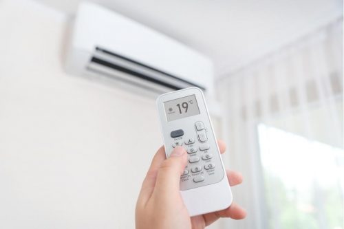 8 Cara Pemasangan AC di Kamar Tidur, Dimana Posisi yang Tepat?