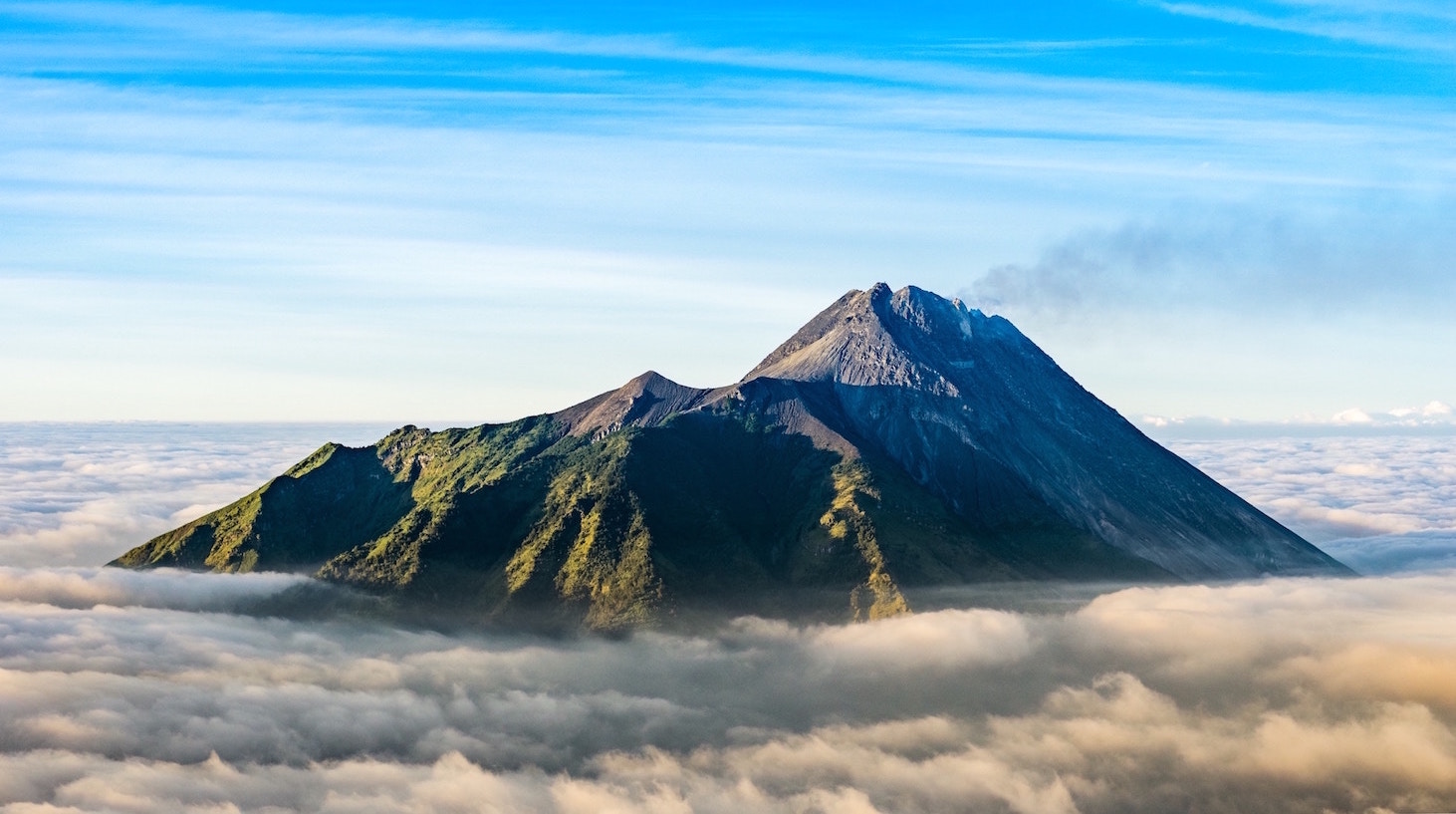 12 Urutan Gunung Tertinggi Di Indonesia Dilengkapi Letak Dan Gambarnya Blog Mamikos 