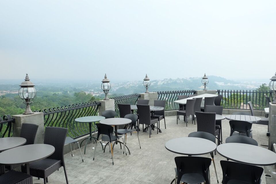 9 Tempat Ngopi di Sentul dengan View Alam yang Instagramable