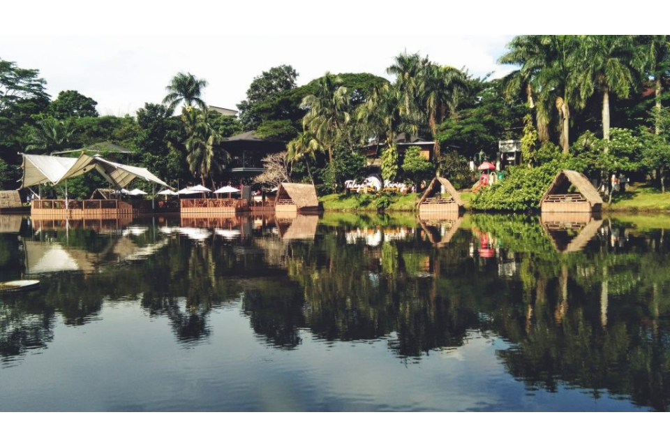 7 Tempat Wisata Alam di Bogor dengan View yang Memukau