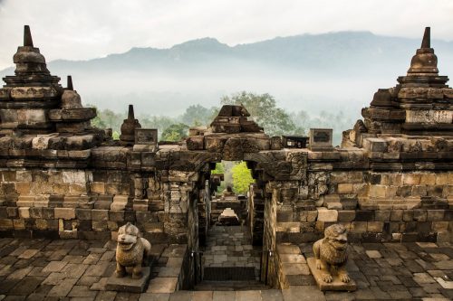 Contoh Teks Cerita Sejarah Candi Borobudur dan Candi Prambanan Beserta