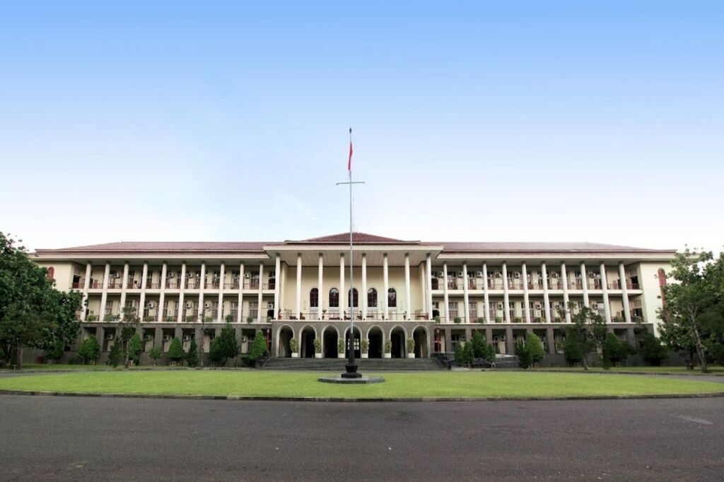 ﻿16 Peringkat Universitas Di Indonesia 2023, Kampus Impianmu Nomor Berapa