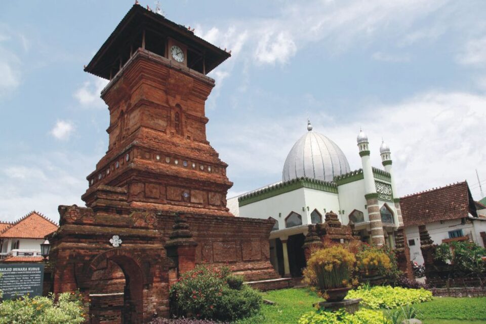 Contoh Akulturasi Budaya yang Ada di Indonesia Lengkap