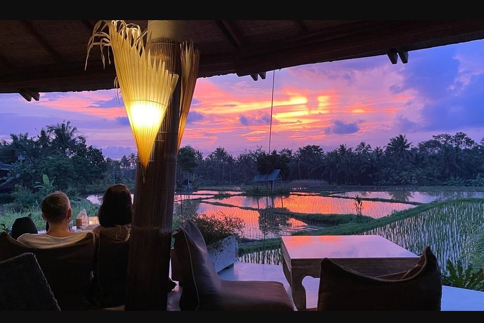 Rekomendasi Tempat Nongkrong Instagramable di Ubud Bali
