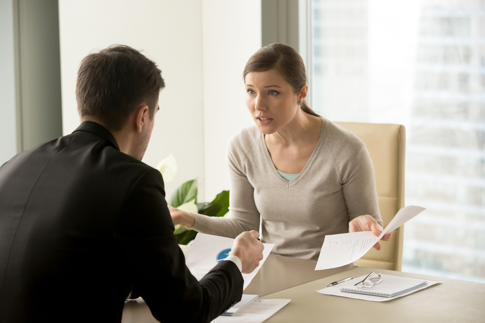3 Contoh Konflik Interpersonal dan Intrapersonal dalam Kehidupan Sehari-Hari