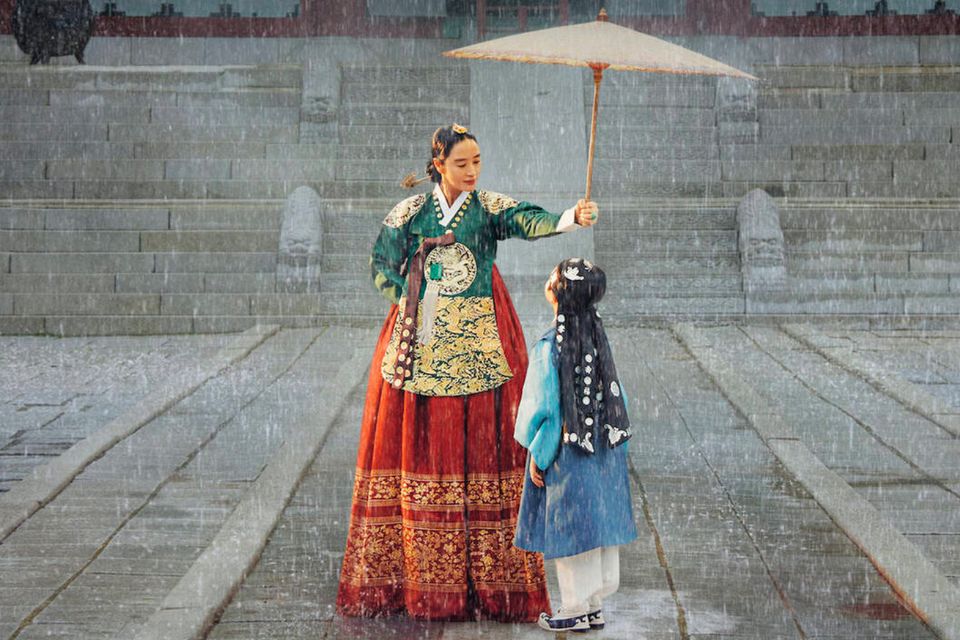 Link Nonton Under The Queen’s Umbrella Episode 9 dan 10 Mirip Bioskopkeren Drakorindo, Sinopsis dan Jam Tayang
