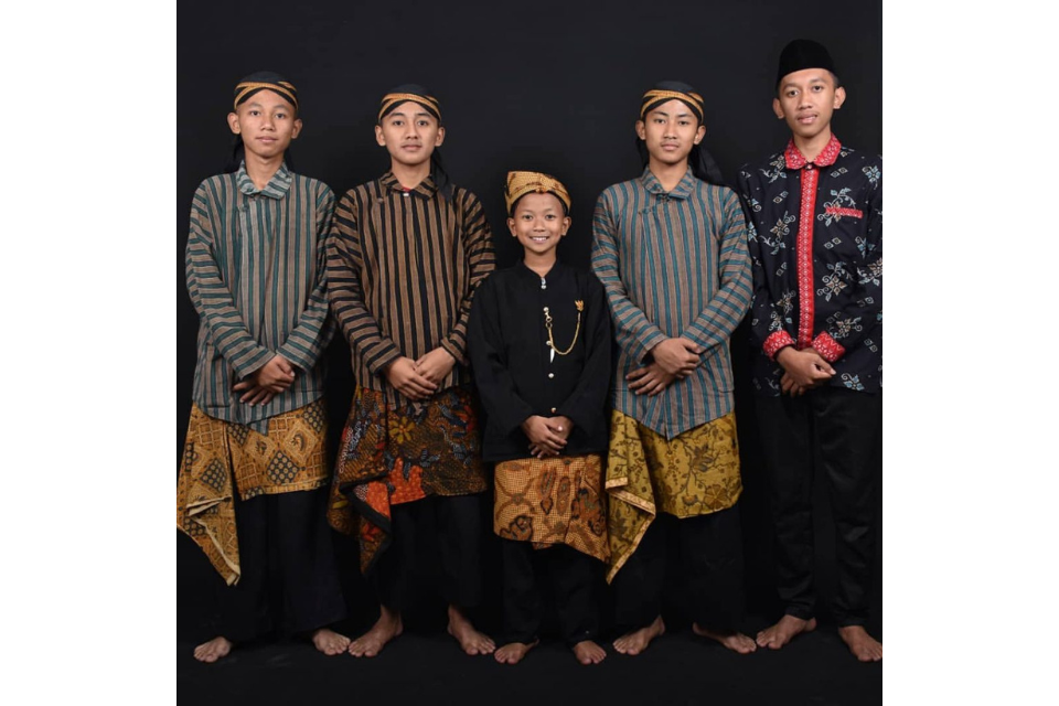 Baju adat Jawa - Surjan