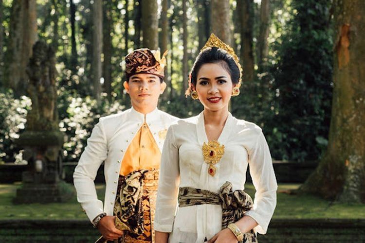 Keunikan Pakaian Adat Daerah Bali