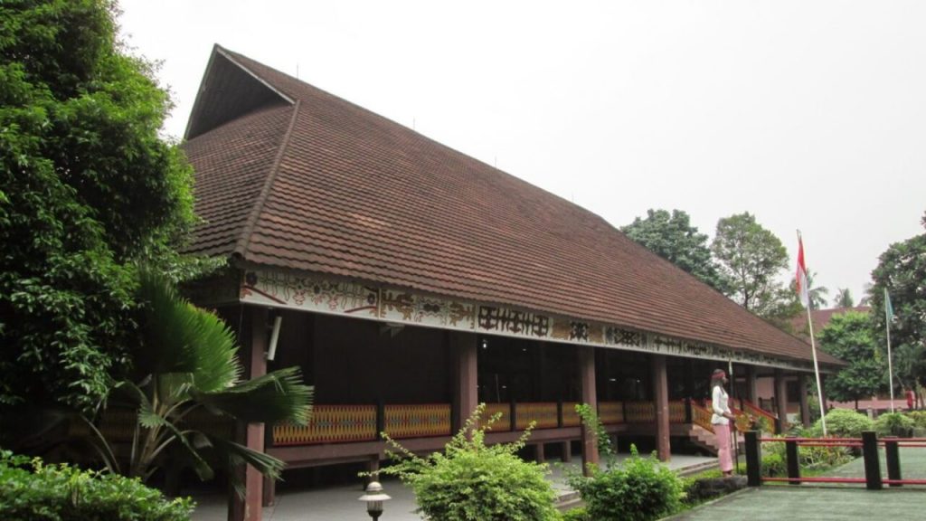 Rumah Baileo Maluku