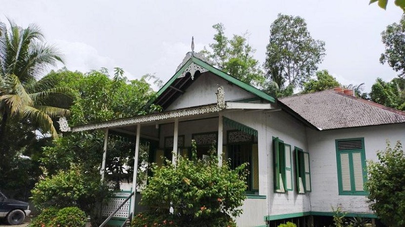 Rumah Balai Laki