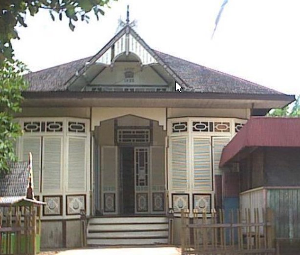 rumah bangun gudang