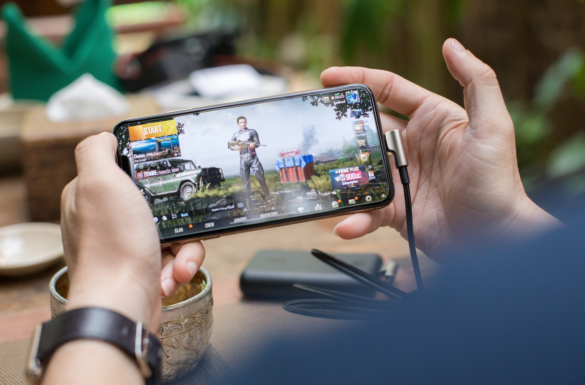 Contoh Teks Debat Tentang Game Online untuk Anak Muda Indonesia – Blog