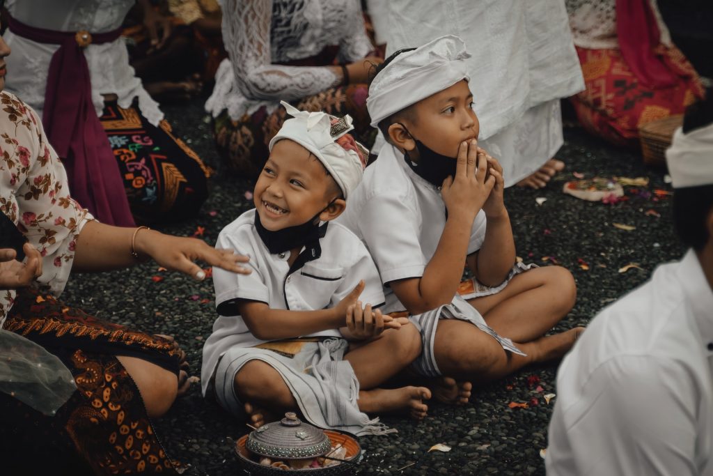 Contoh Tindakan Tradisional yang Sudah Menjadi Kebiasaan dan Turun Temurun di Indonesia