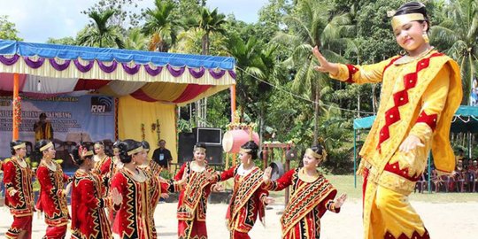 Tari Endeng-endeng