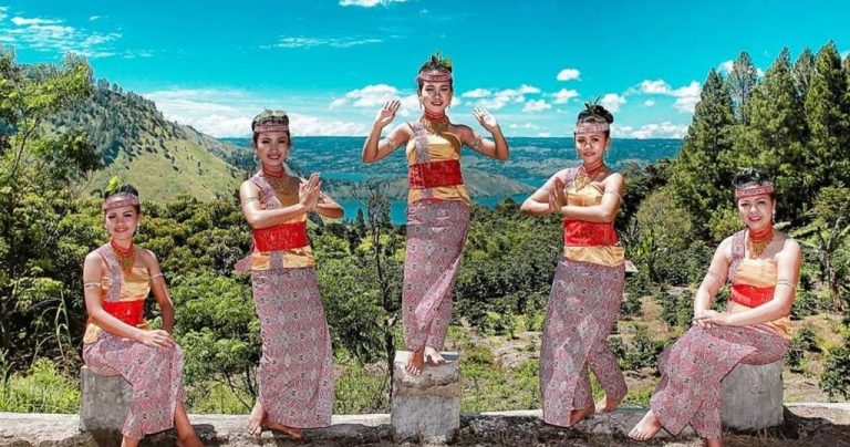 5 Tarian Tradisional Sumatera Utara Yang Wajib Diketahui Lengkap ...