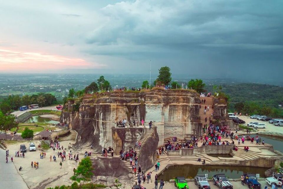 Rekomendasi Tempat Romantis Malam Hari di Jogja untuk Bersama Orang Tercinta