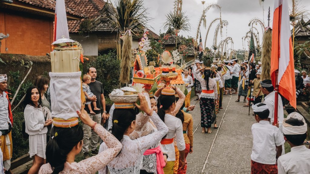 Contoh Multikulturalisme di Indonesia dalam Lingkungan Masyarakat