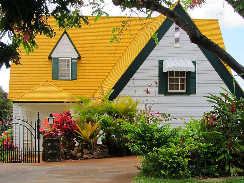 5 Kombinasi Warna Cat Rumah Warna Kuning Cerah Tampak Depan