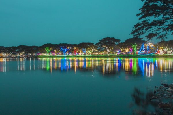 8 Tempat Wisata Malam di Cikarang yang Bagus buat Nongkrong Bareng