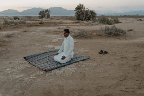 Bacaan Sholat Maghrib Arab Latin Dan Artinya Beserta Tata Caranya ...