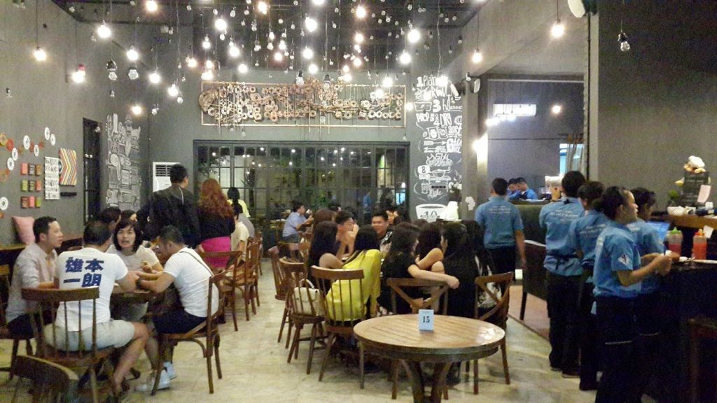 Tempat Rekomendasi Bukber di Surabaya Paling Hits