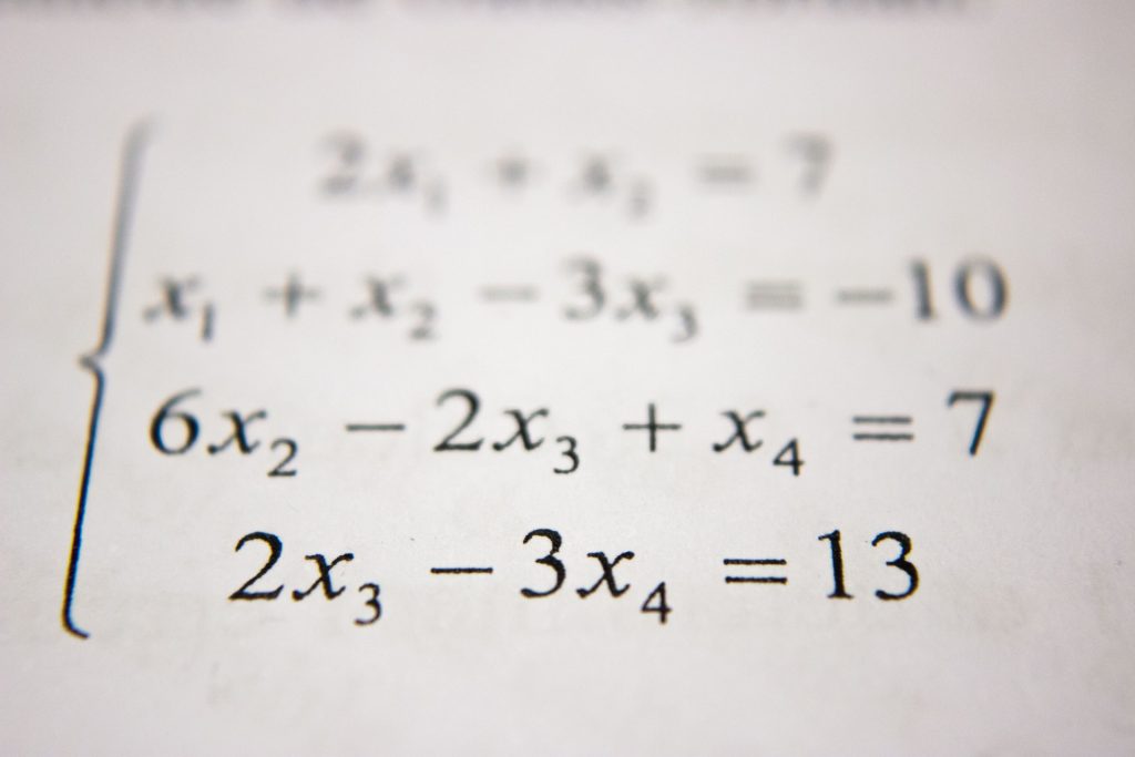 Contoh Soal Ujian Sekolah Matematika Wajib SMA Kelas 12