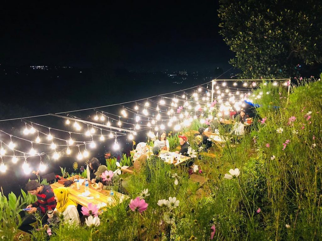 7 Wisata Malam Lembang Bandung yang Seru untuk Nongkrong dan Instgramable