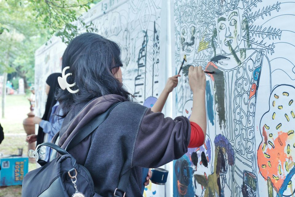 Mural atau Lukisan Dinding Sekolah