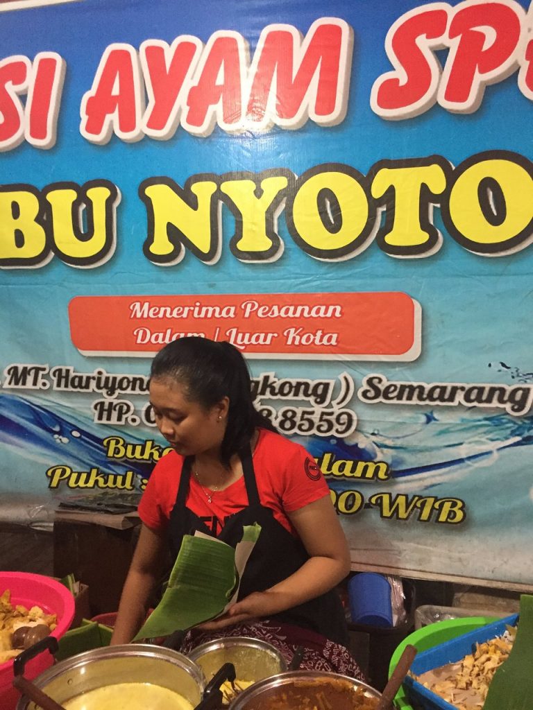 7 Tempat Makan Sahur di Semarang Terfavorit 2023