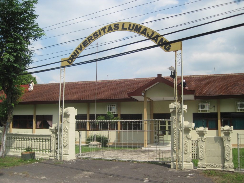 Universitas Lumajang