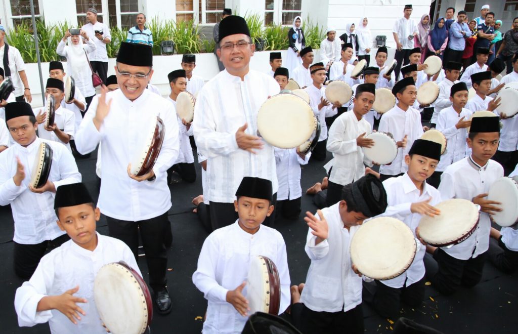 Bacaan Sholawat Nabi Pendek Tulisan Arab, Latin, dan Artinya