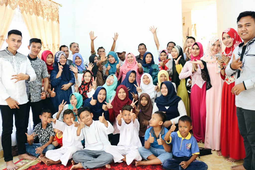 Contoh Cerita Hari Raya Idul Fitri Bersama Keluarga Bahasa Jawa Singkat